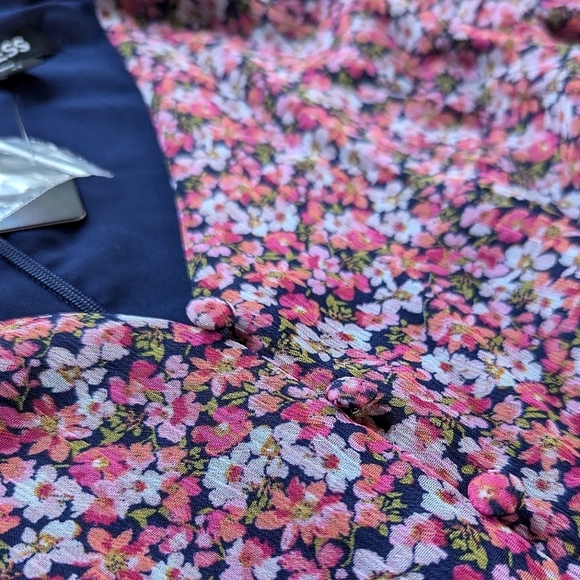 Express Ditsy Floral Button Front Belted Midi Dress Handkerchief Hem Pink White - Picture 6 of 14